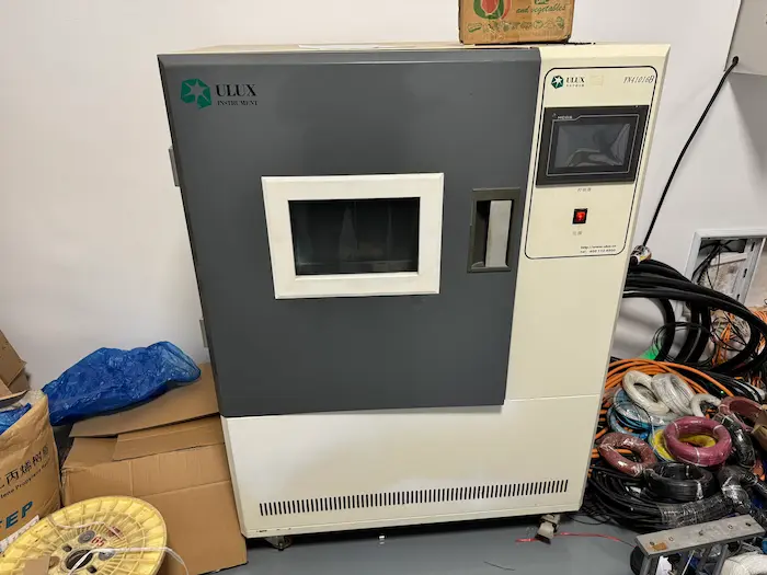 Combustion testing machine for wire material and insulation testing