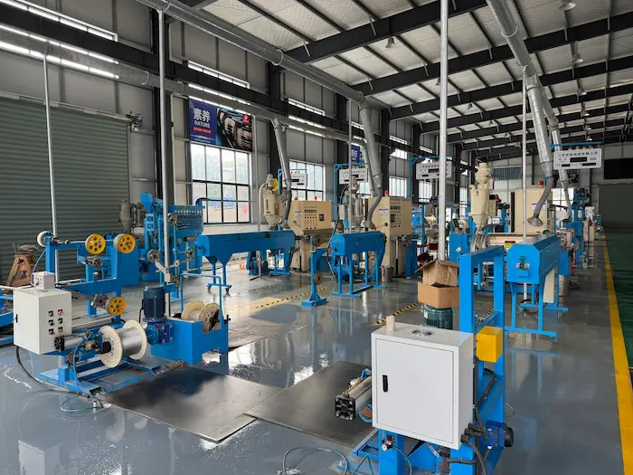 Extrusion and bundling production line for internal wiring manufacturing