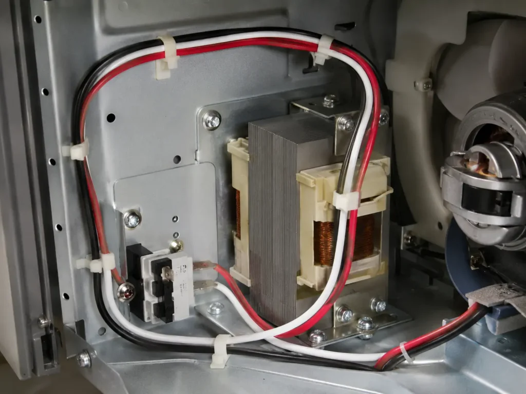 UL 3135 18 AWG silicone rubber wire internal routing inside totally enclosed appliance enclosure, 200°C, 600V AC