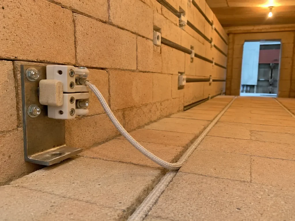 UL 5334 mica wire routed inside ceramic tunnel kiln refractory channel 450°C high-temperature wiring application