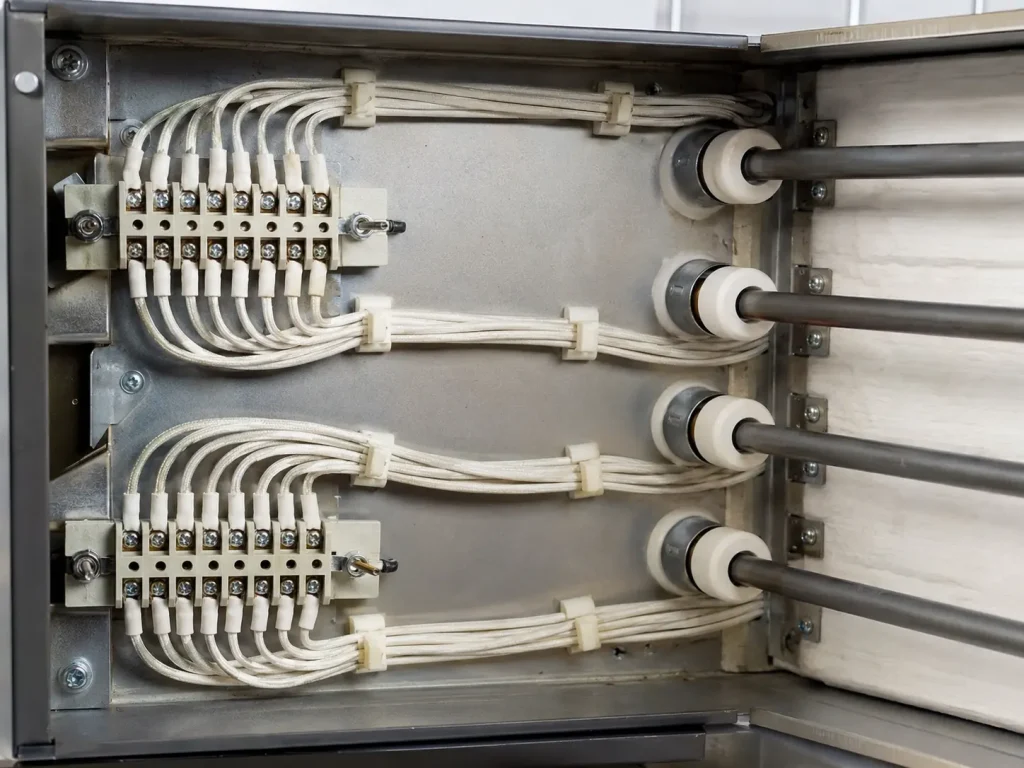 UL 5107 mica wire used inside high-temperature equipment with terminal blocks and heating elements protected from repeated flexing